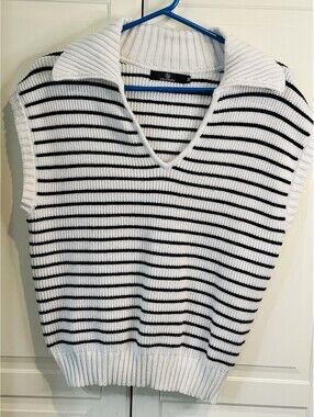 Lillusory Ivory  & Black Stripe Collared Rib Knit Sweater Vest Size M